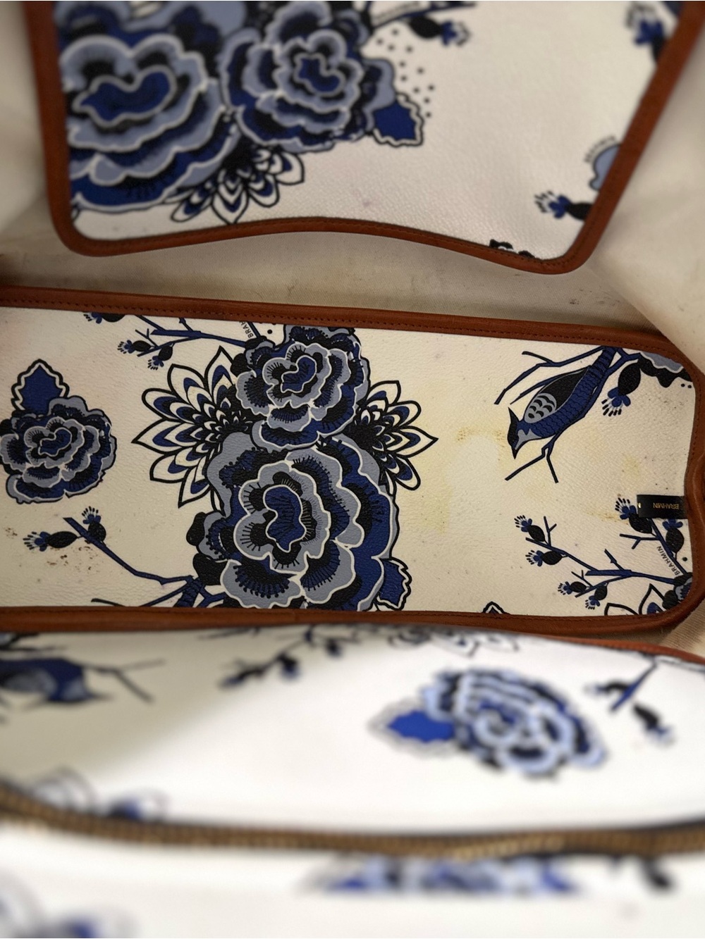 Rare Brahmin All-Day Tote in Blue Delft - Picture 4 of 13